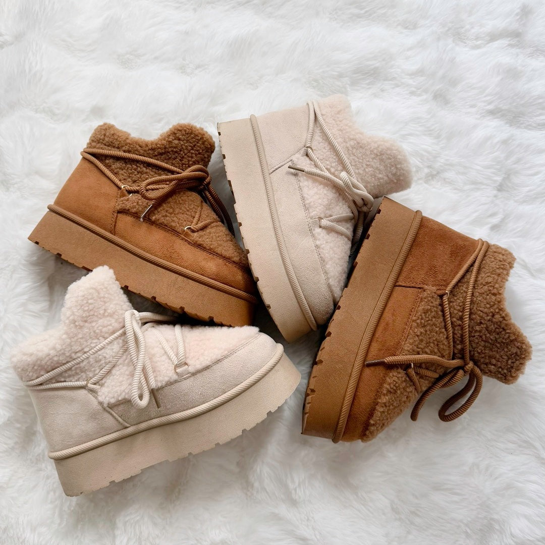 Plateaulaarzen met teddy in beige en bruin