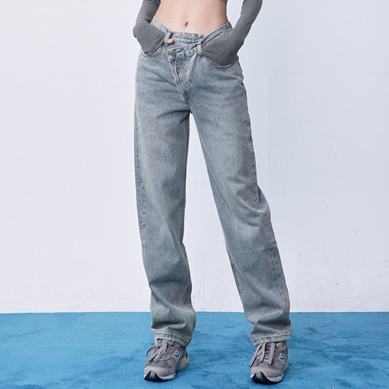 Lichtblauwe wijde jeans met gekruiste tailleband