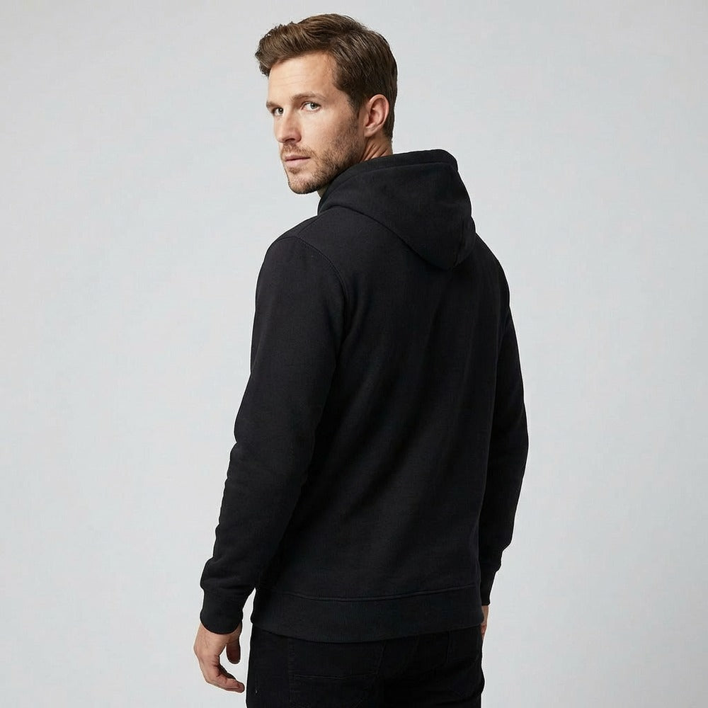 Basic hoodie voor heren in zwart, gedragen, achterkant