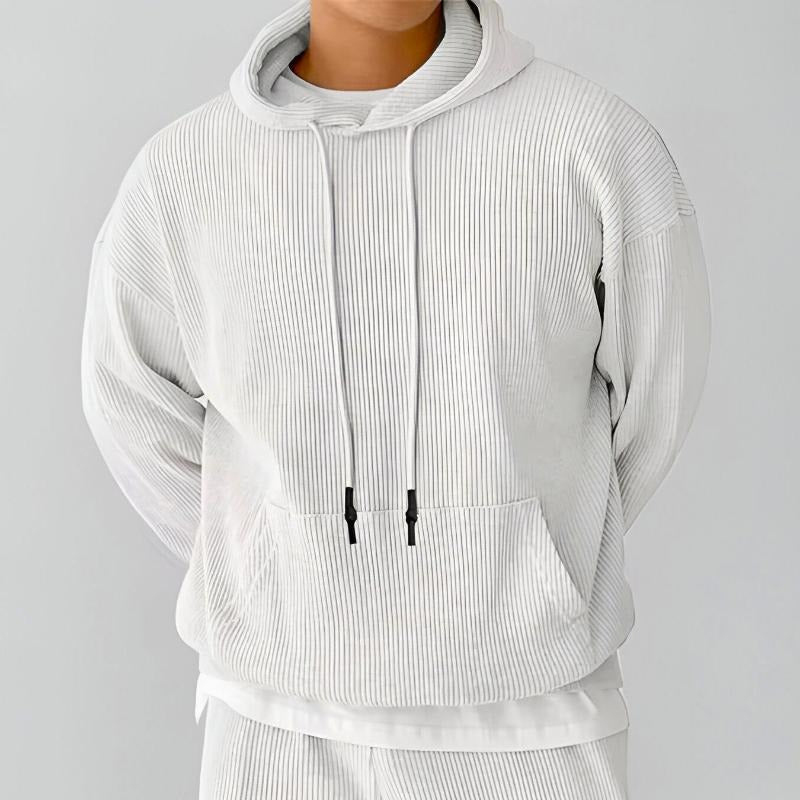 Geribde oversized hoodie voor heren in wit, gedragen, voorkant