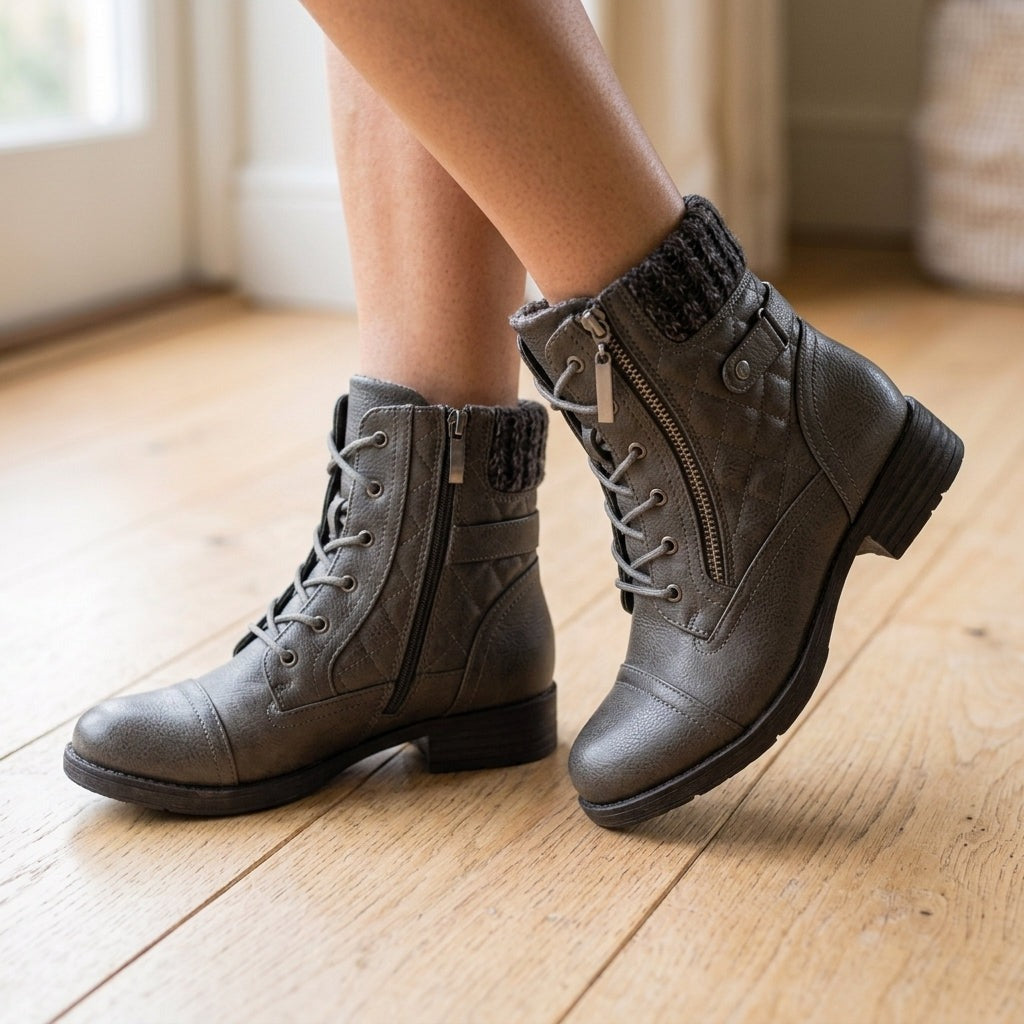 Grijze doorgestikte veterboots met gebreide rand