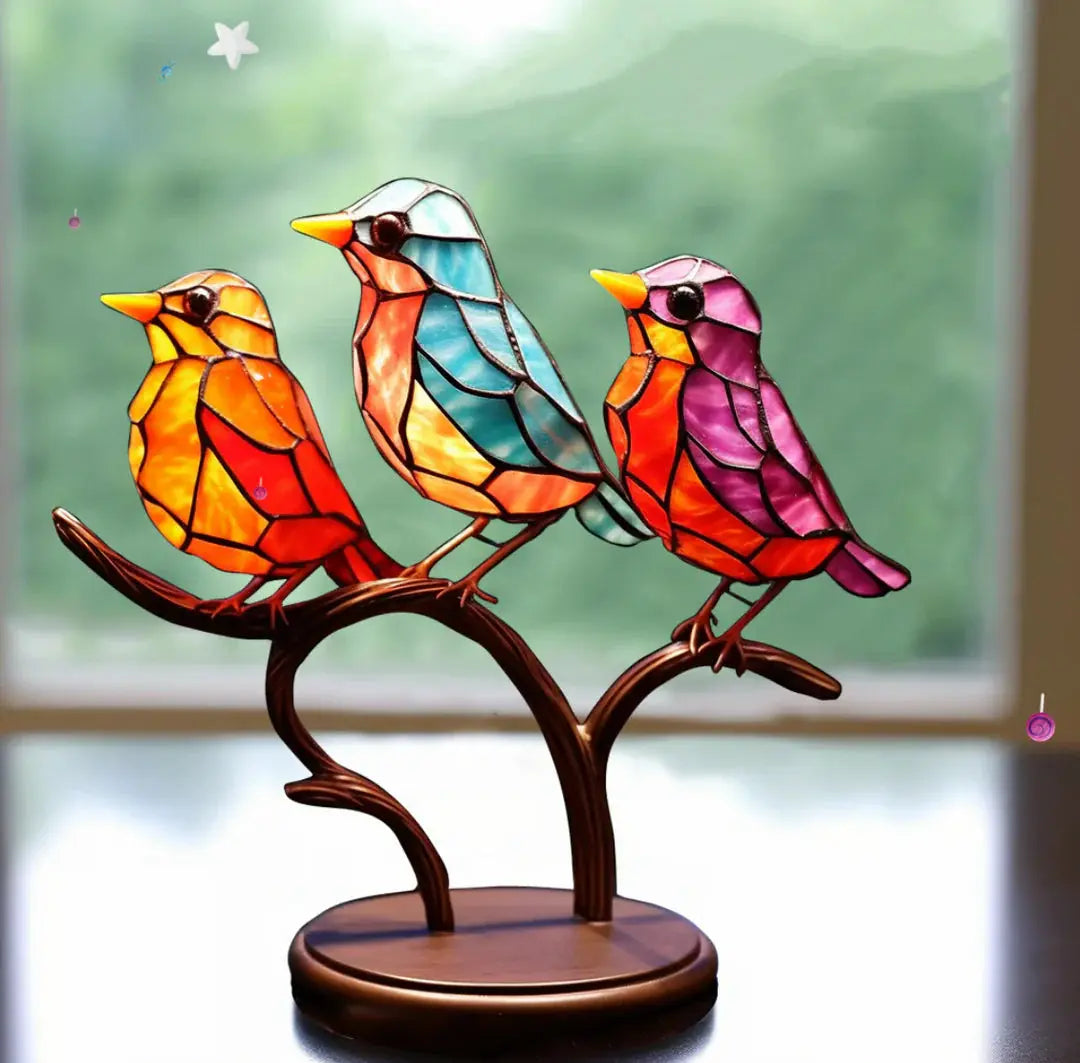 Drie glas-in-lood vogels in kleurrijke tinten op bronzen standaard | Boutique Moda