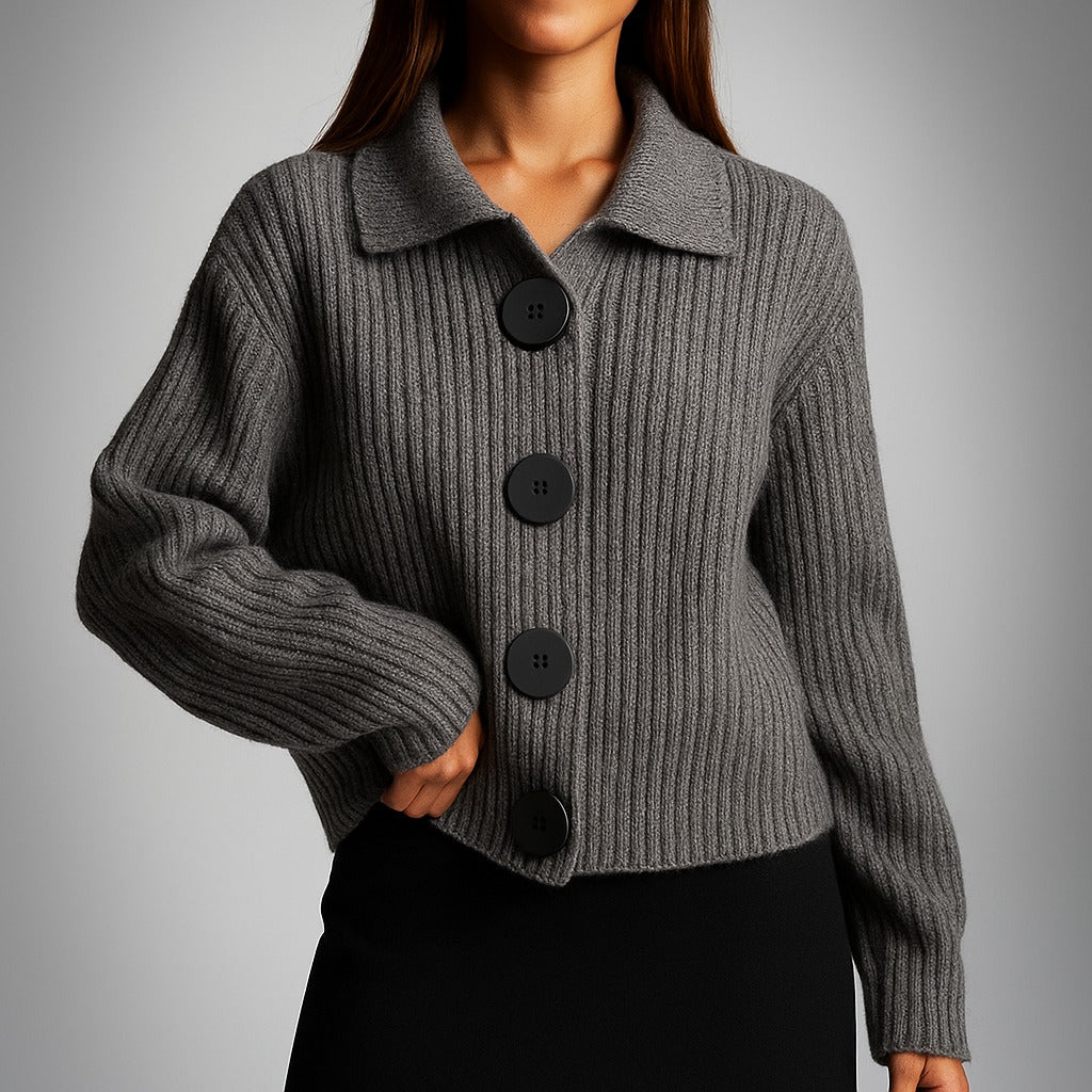 Oversized grof gebreid vest met kraag in grijs, gedragen, vooraanzicht