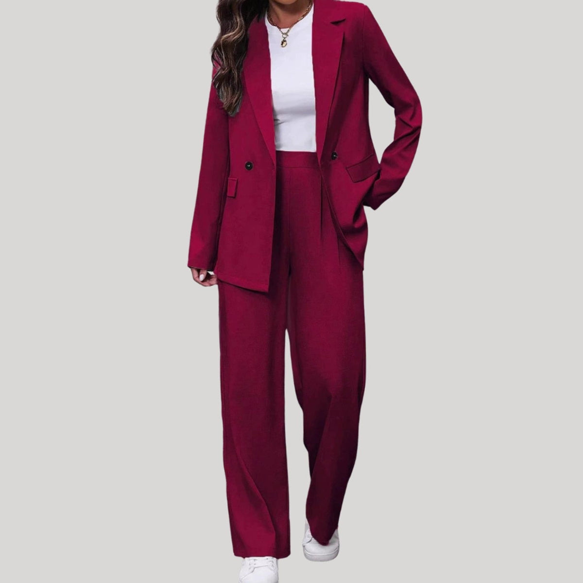 Broekpak met double-breasted blazer en wijde broek in bordeaux, gedragen, vooraanzicht