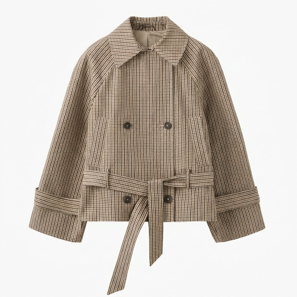 Korte trenchcoat met strikceintuur in bruin geruit, productfoto, voorkant