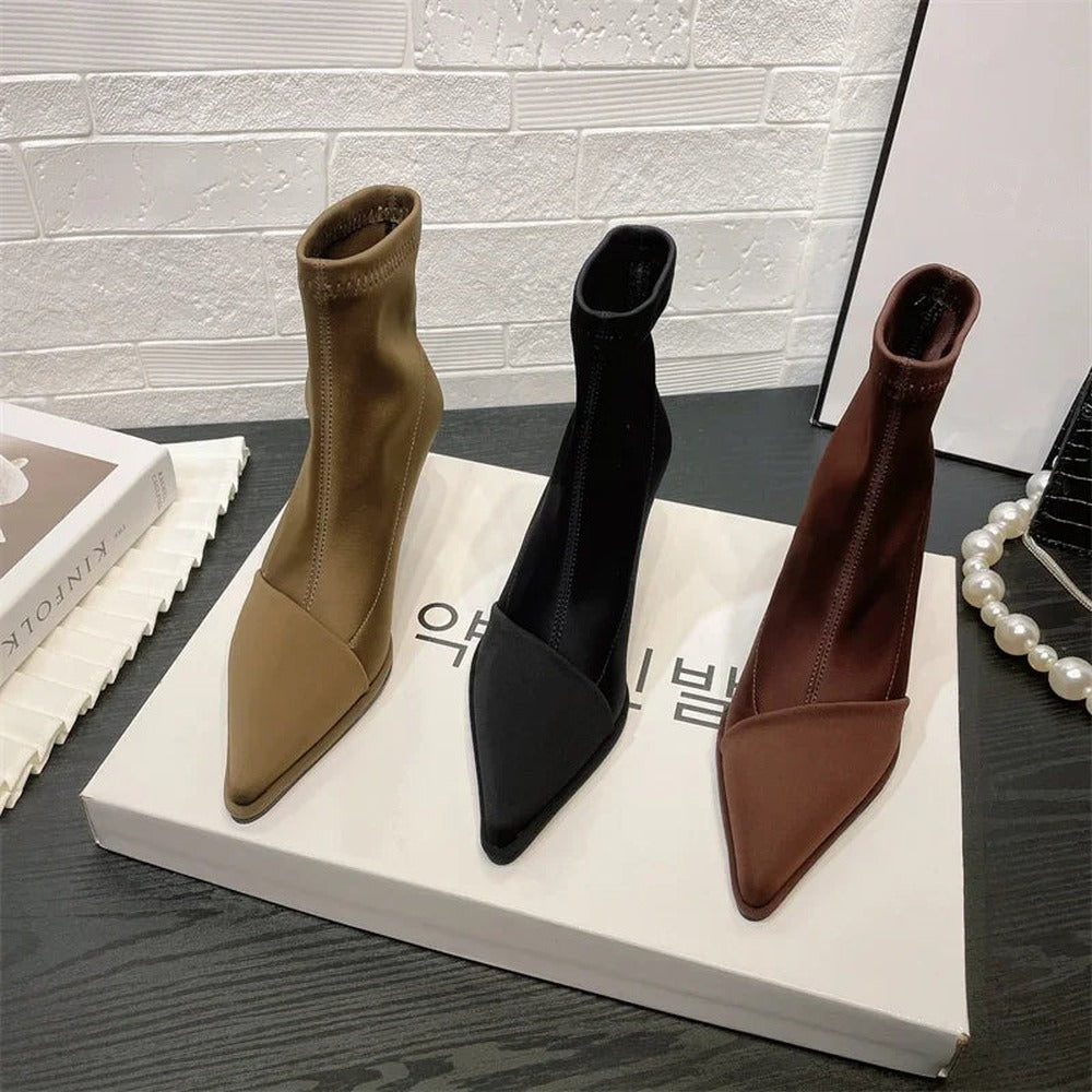 Sock boots in kaki, zwart en koffiebruin