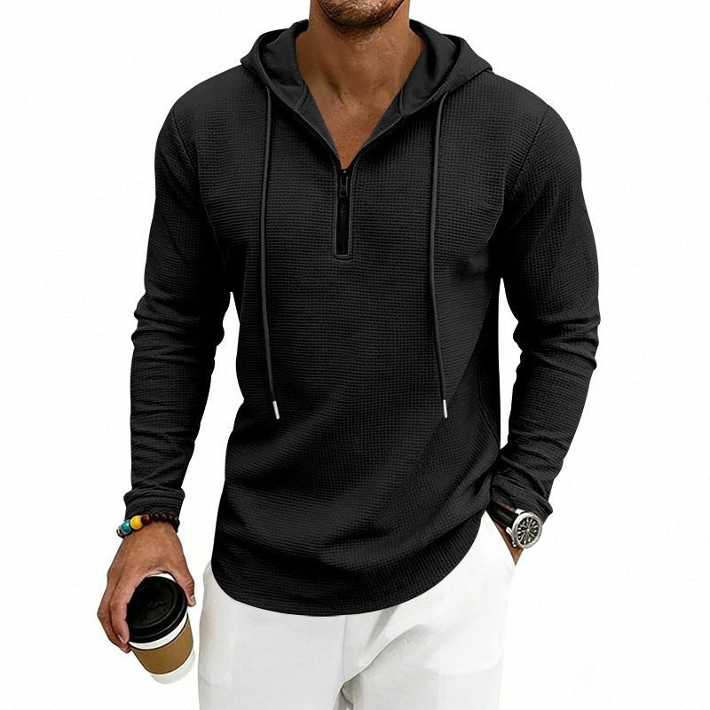 Hoodie met korte rits en wafelstructuur voor heren in zwart, gedragen, voorkant