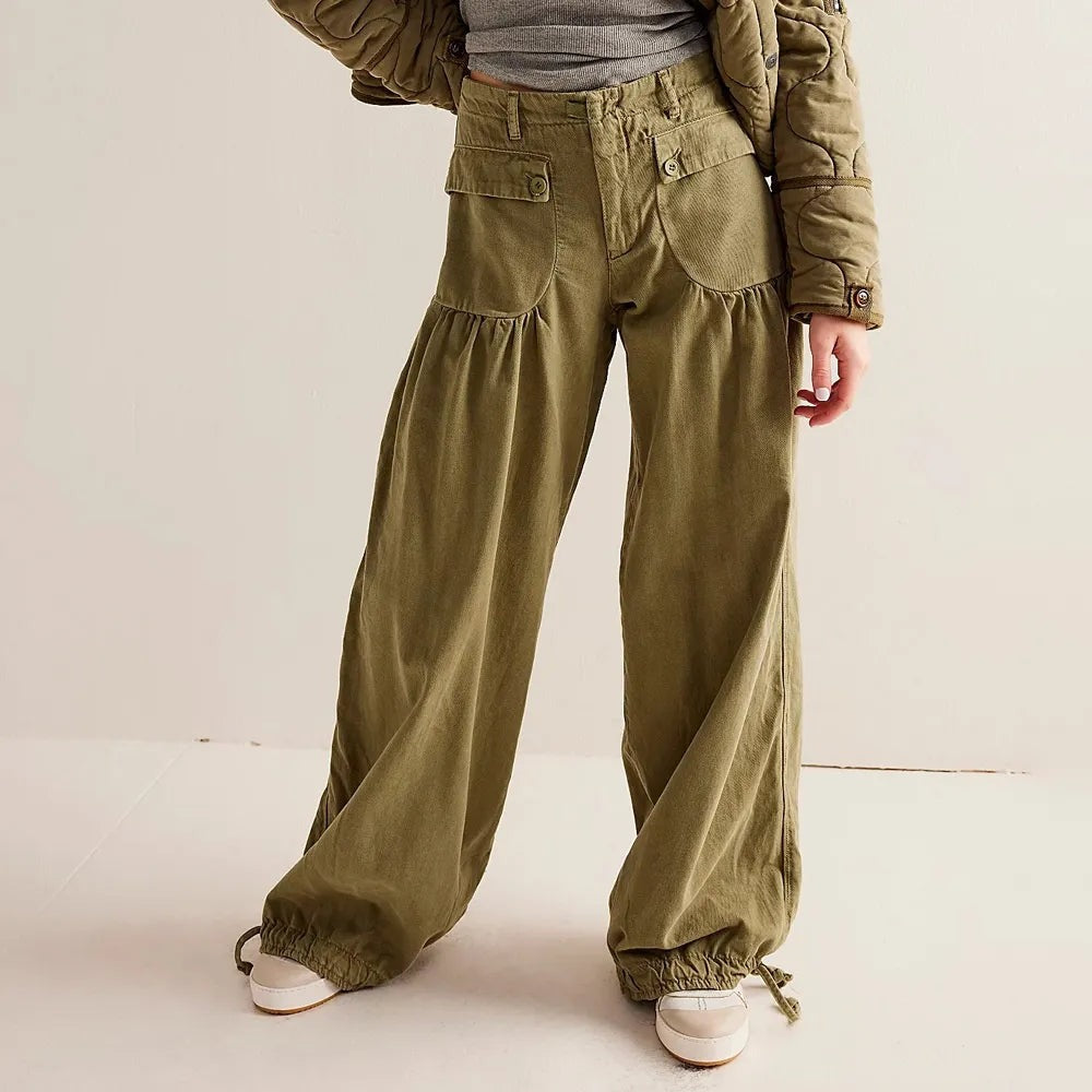 Olijfgroene wide leg jeans met koordjes aan de zoom
