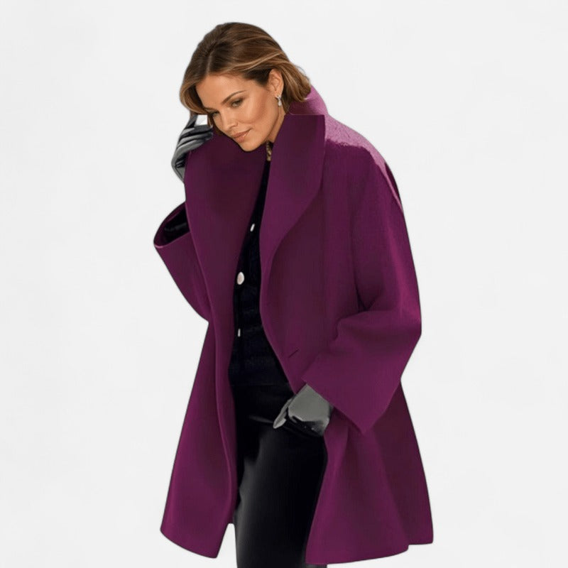 Oversized wollen jas met sjaalkraag voor dames in paars, gedragen, vooraanzicht