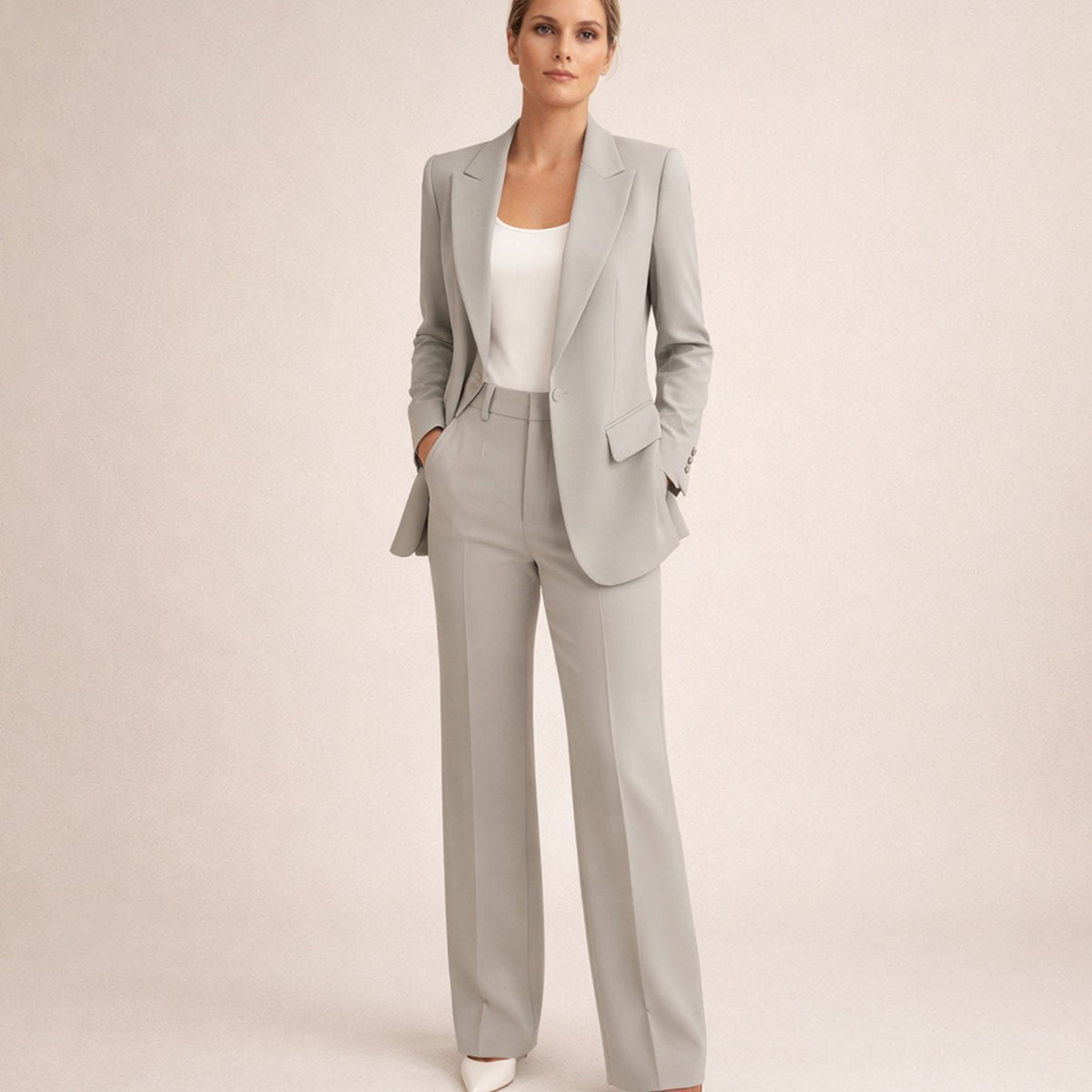 Broekpak met blazer met één knoop en wijde broek in grijs, gedragen, vooraanzicht