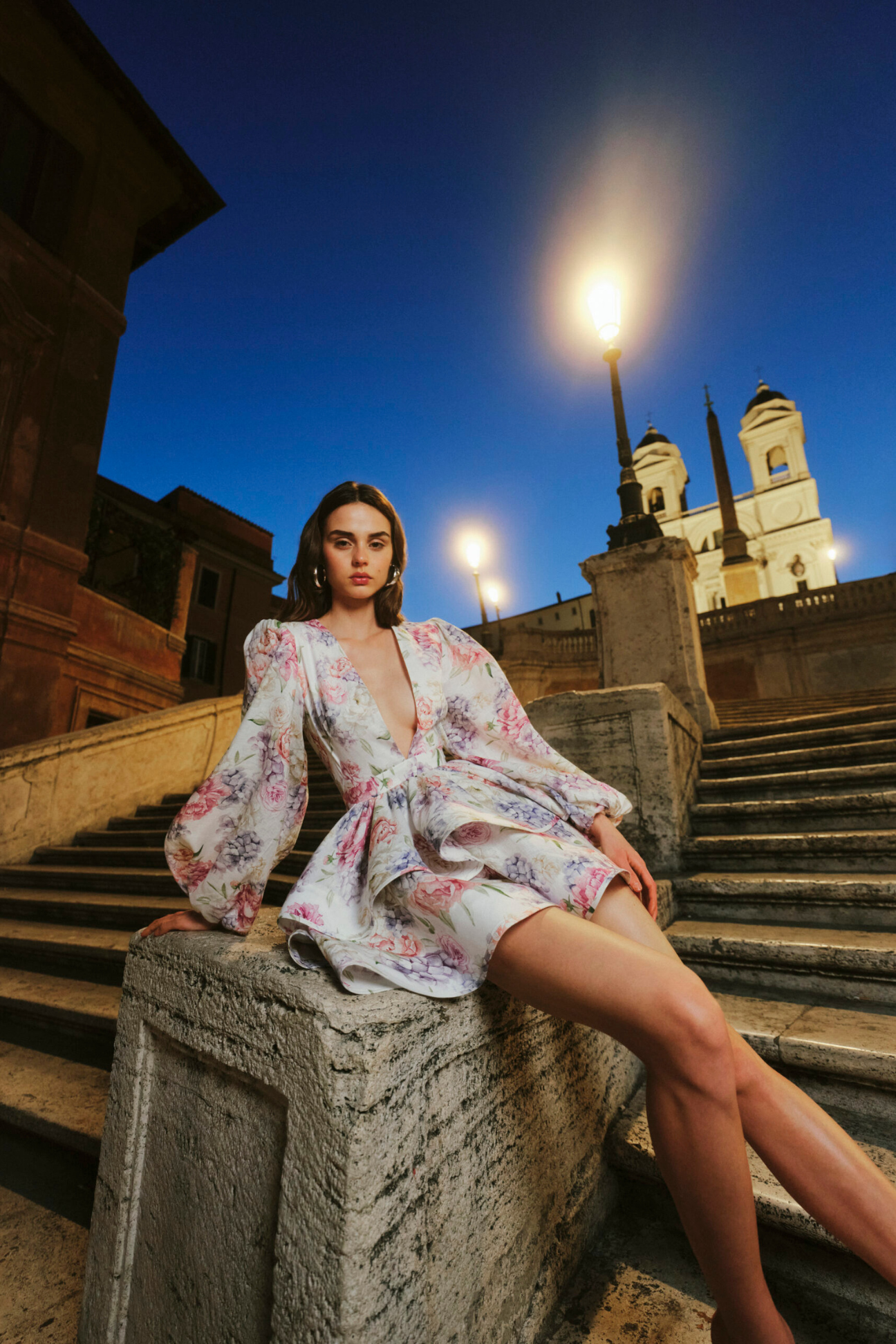 Bloemenjurk – Minijurk met lange mouwen en V-hals voor dames-Boutique Moda