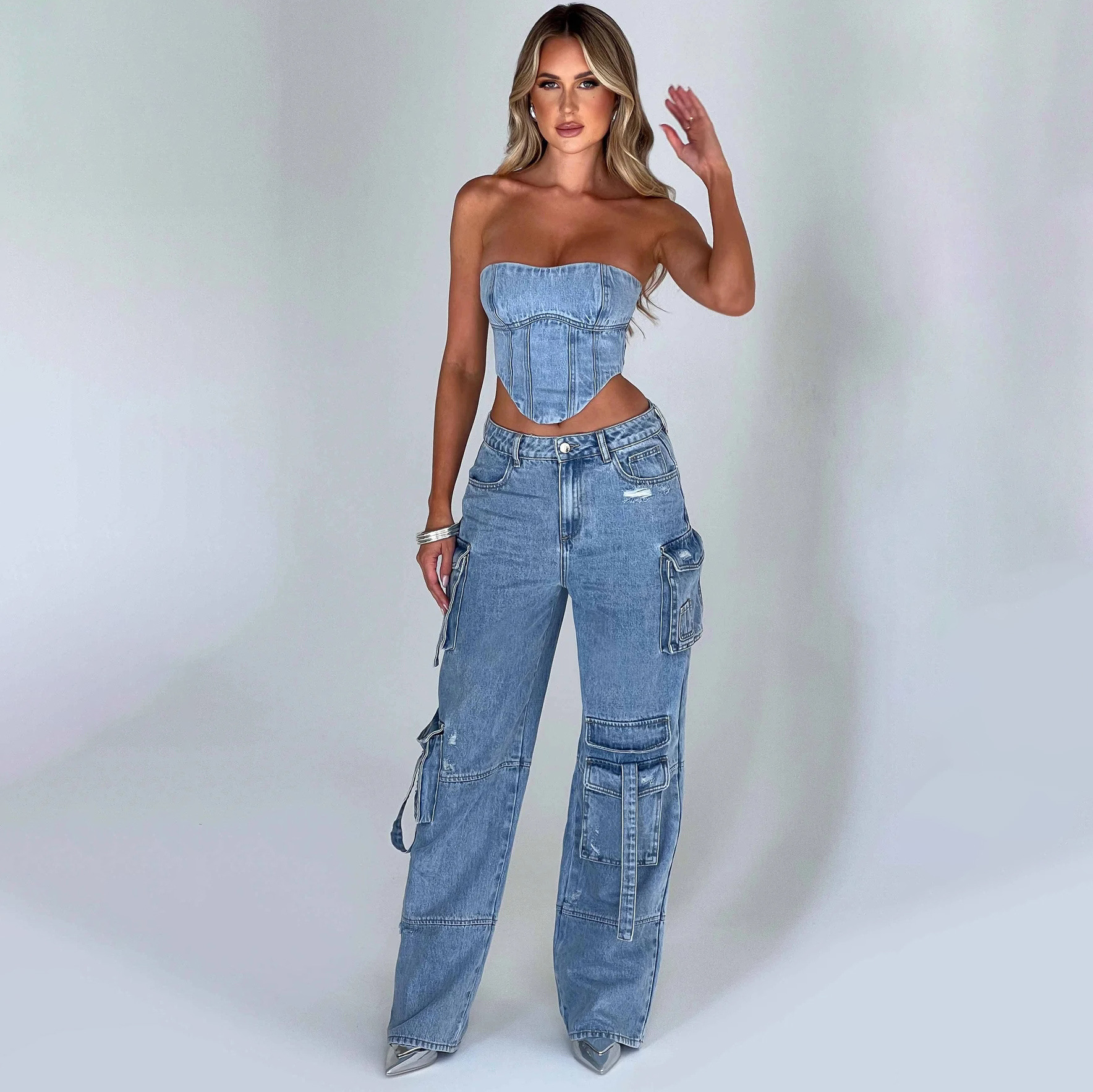 Denim-set - Tweedelige set voor dames met crop top en losse cargobroek-Boutique Moda