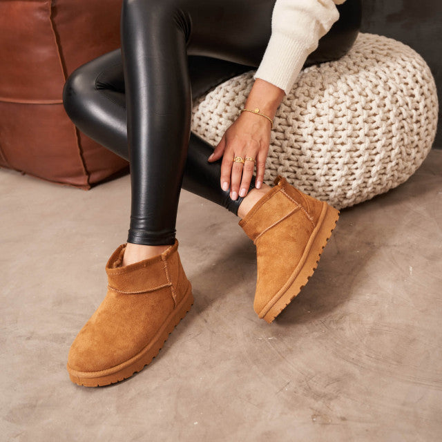 Enkellaarsjes - Slip-On - Met bont gevoerd - Winterlaarzen - Dameslaarzen-Boutique Moda