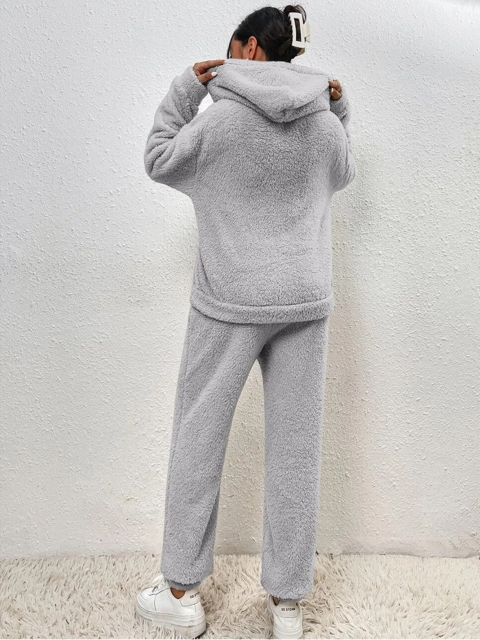 Fleece loungewear | Comfortabel | Teddyfleece | Hoodie en joggingbroek set | Loungewear voor dames-Boutique Moda