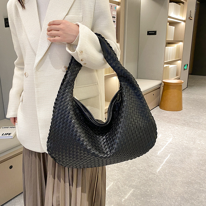 Gevlochten tas - Medium geweven slouchy hobotas voor dames-Boutique Moda