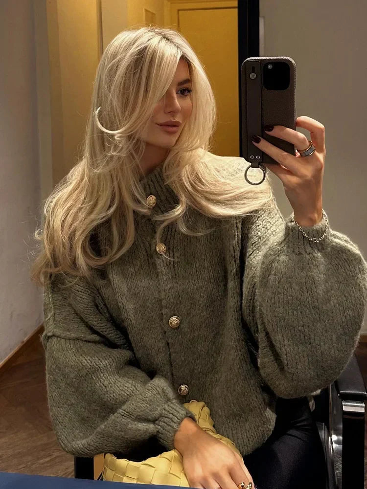 Grof vest - Gebreid damesvest met oversized hoge hals-Boutique Moda