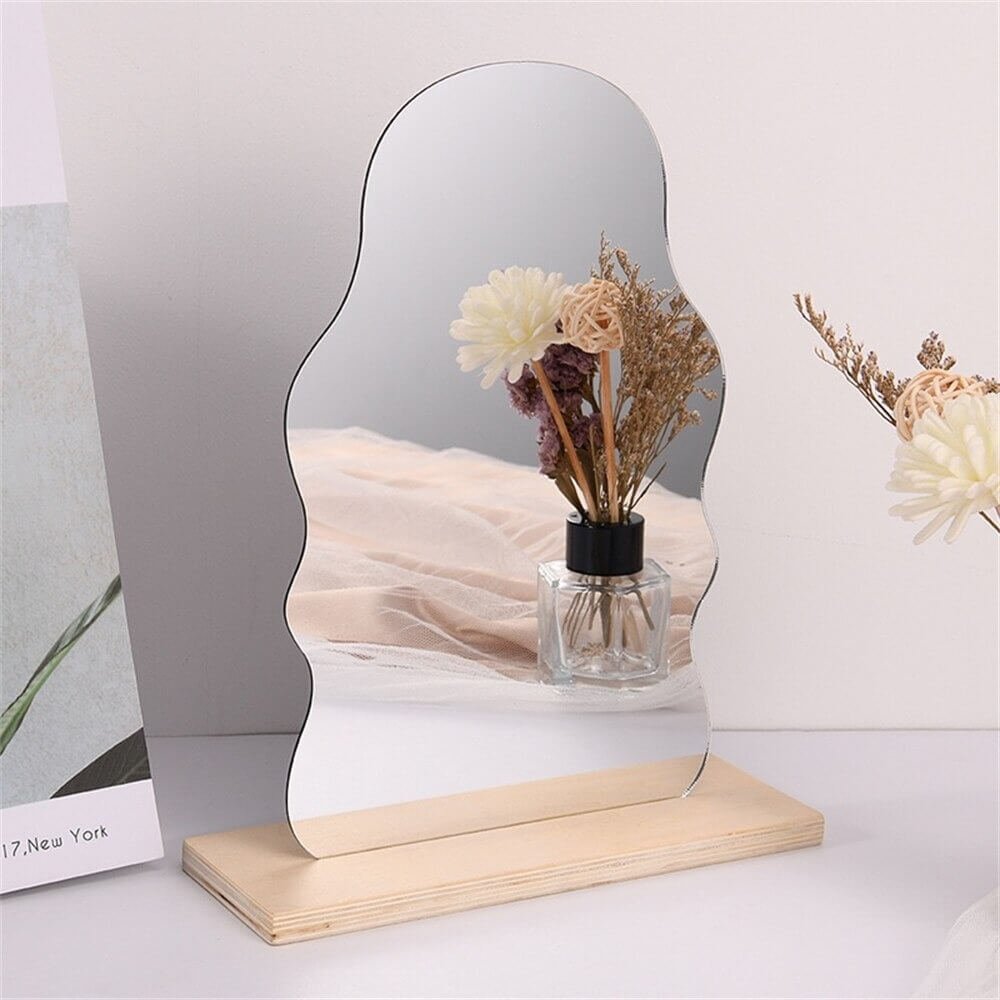 Acryl tafelspiegel met houten voet 3