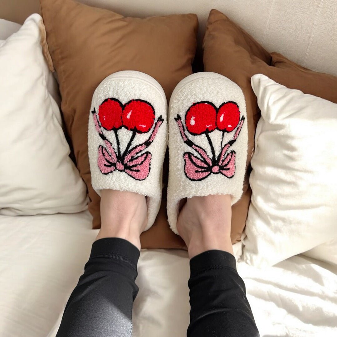Creme pantoffels met kersen 7