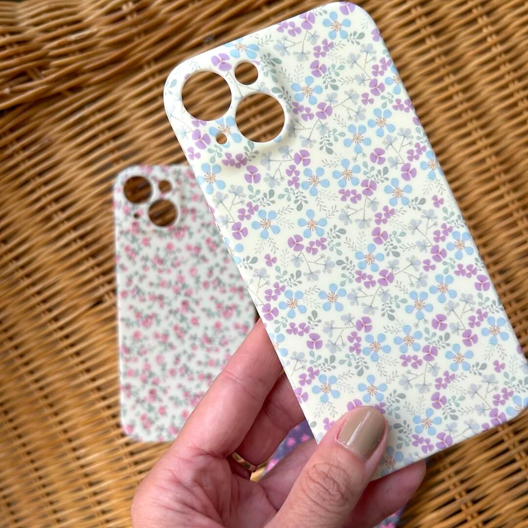 iPhone hoesje met bloemetjes 9