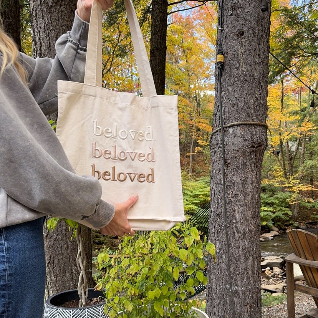 Canvas Tas Dames | Geborduurde Tekst | Magneetsluiting en Binnenvak-Boutique Moda