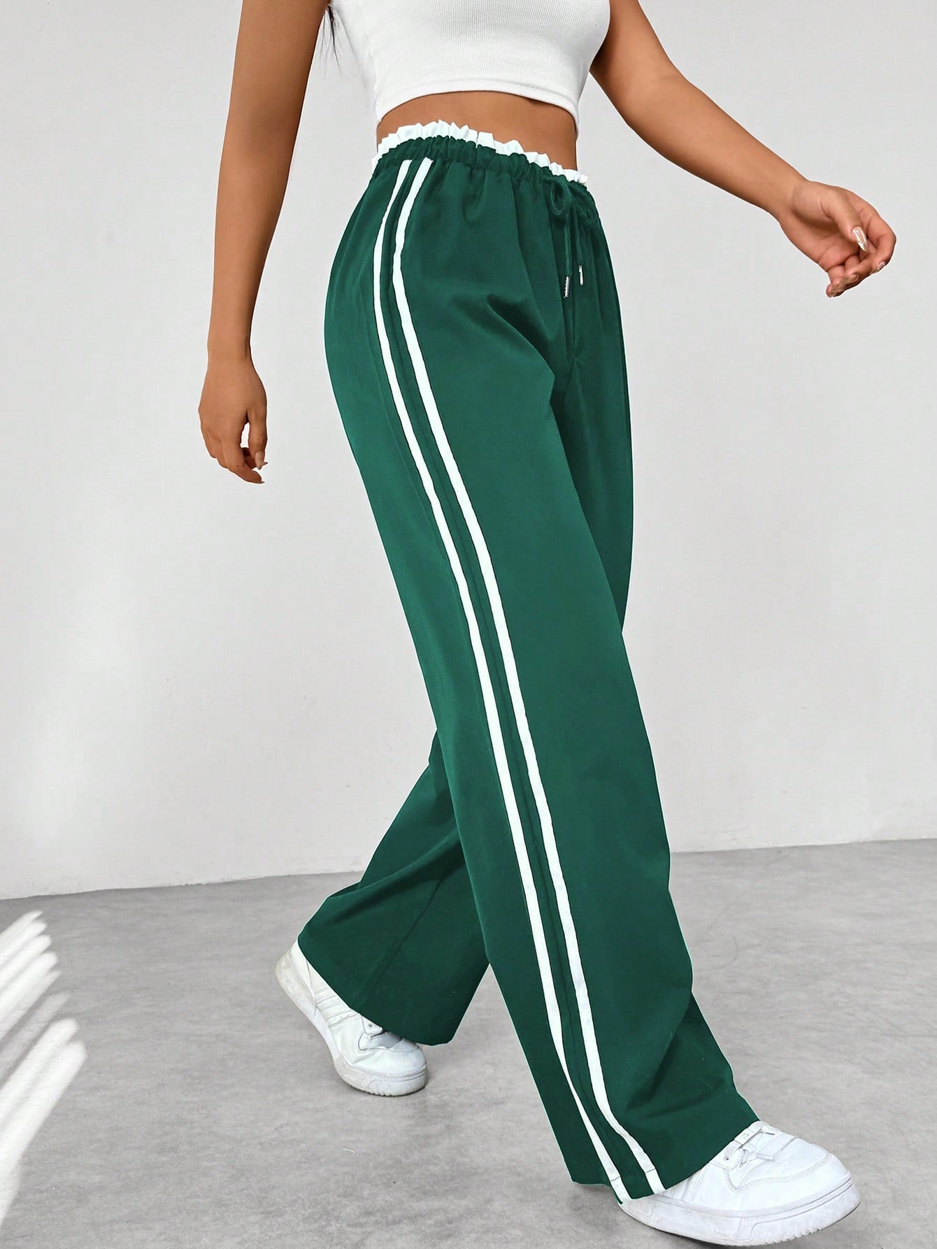 Joggers met wijde pijpen - Gestreept - Koord - Sweatbroek met wijde pijpen - Dames trainingsbroek-Boutique Moda