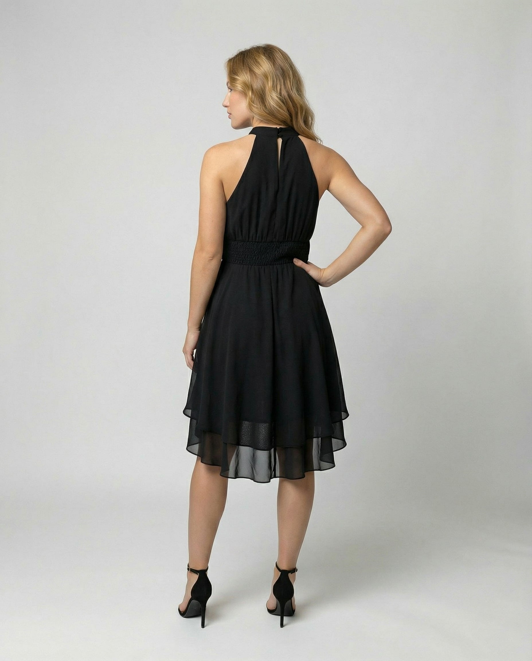Jurk met halternek - Elegante, knielange chiffonjurk-Boutique Moda