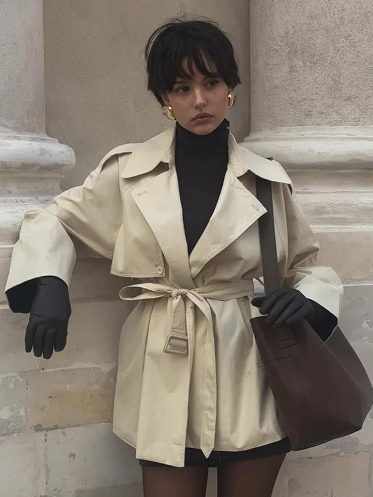 Korte Trenchcoat | Dubbelrijig | Riem | Oversized trenchcoat | Dames trenchcoat-Boutique Moda