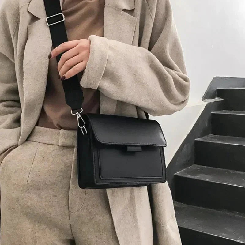 Kruistas - Mini Flip Tas met dikke band voor vrouwen-Boutique Moda
