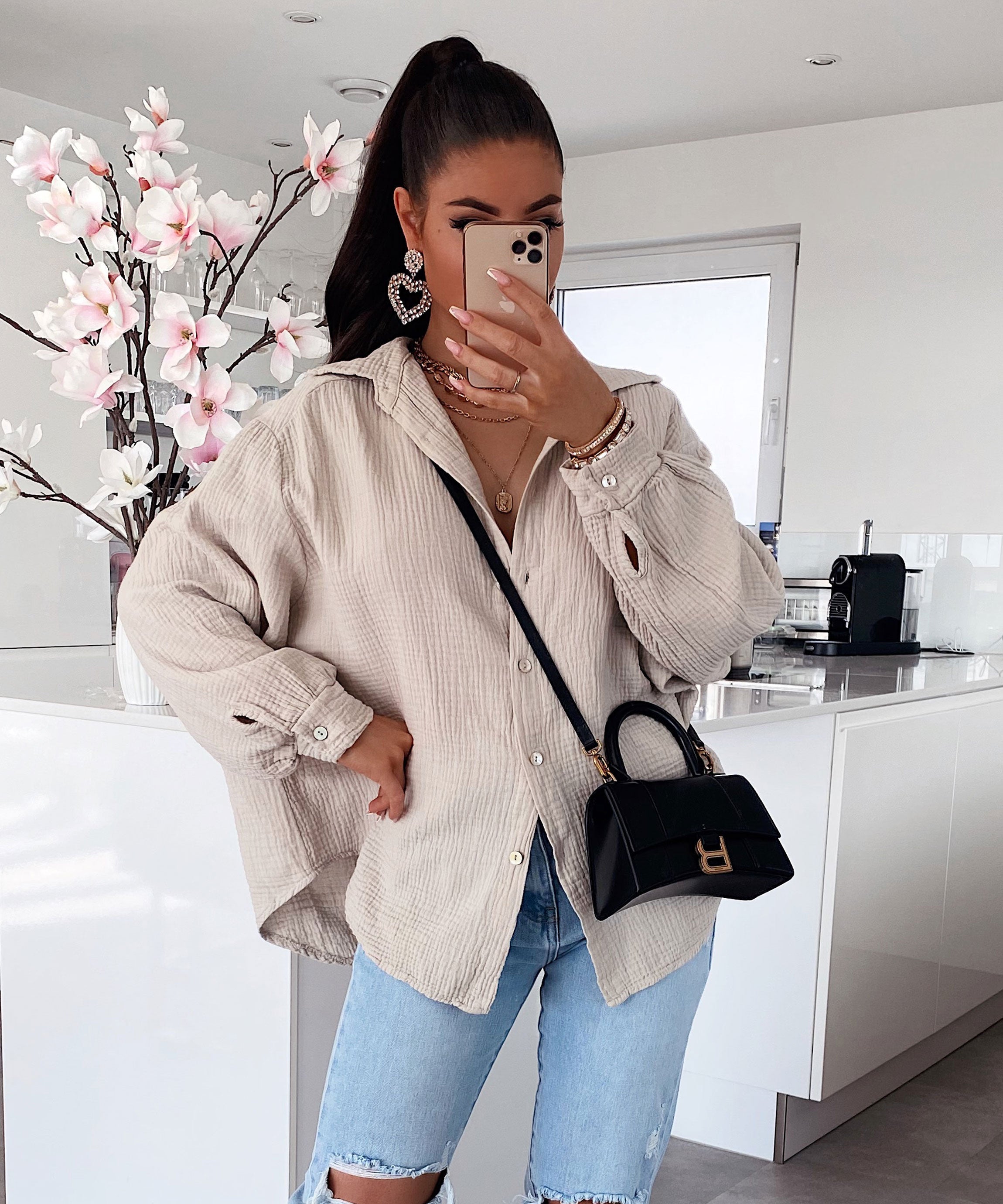 Linnen blouse - Dameshemd met lange mouwen en oversized knoopsluiting-Boutique Moda