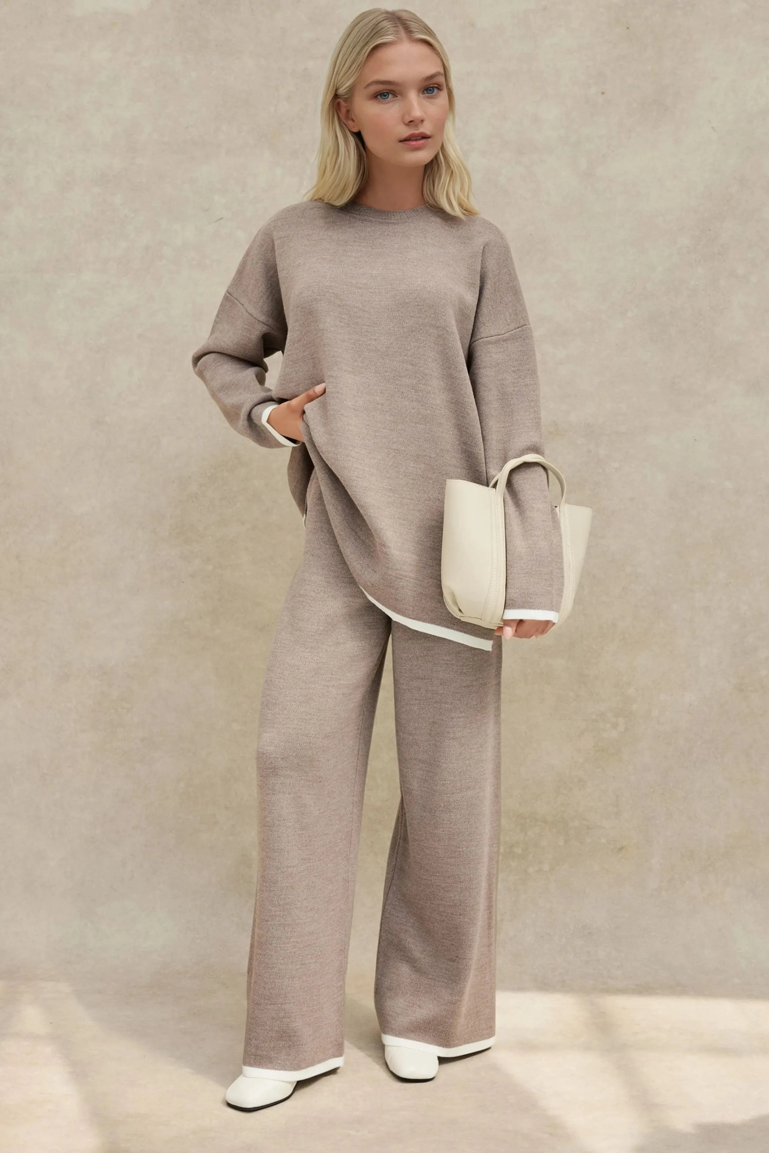 Loungewear-set – oversized trui en broek met wijde pijpen voor dames-Boutique Moda