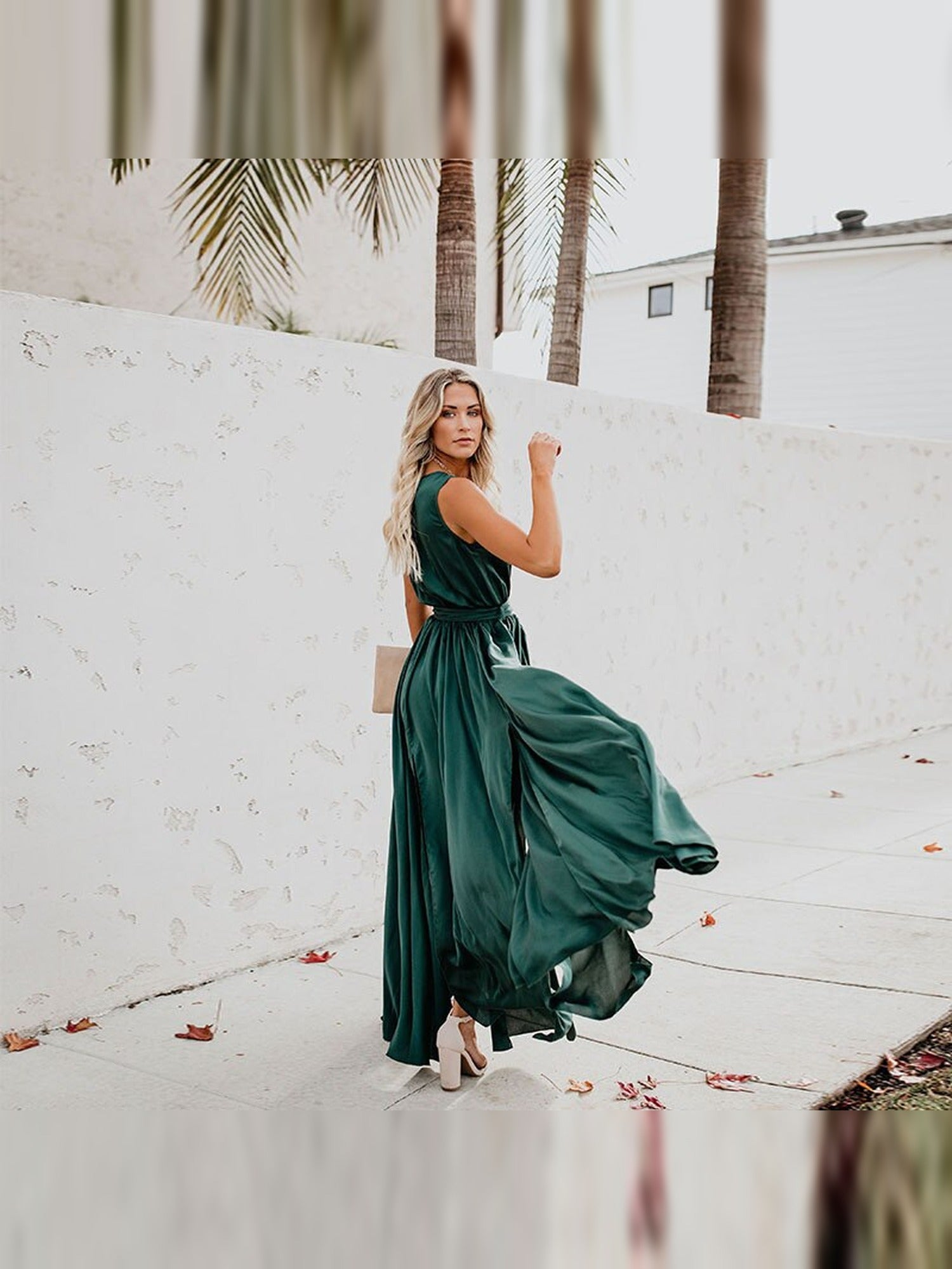 Maxi-jurk - Split - Strikt in de taille - Soepelvallende jurk - Zomerjurk-Boutique Moda