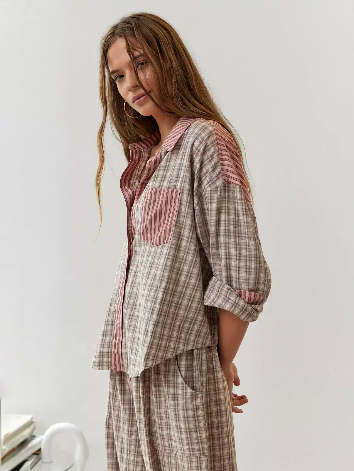 Pyjamaset - Ruime pyjama met lange mouwen en ruitjesmotief voor dames-Boutique Moda