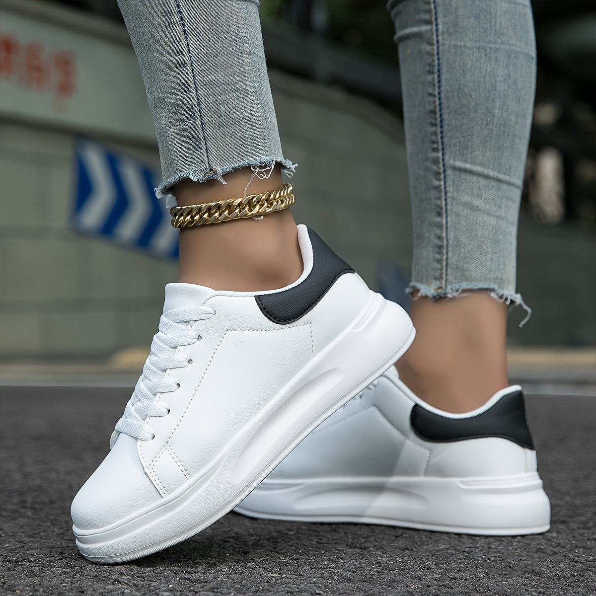 Witte sneakers - Platformsneakers met veters voor dames-Boutique Moda