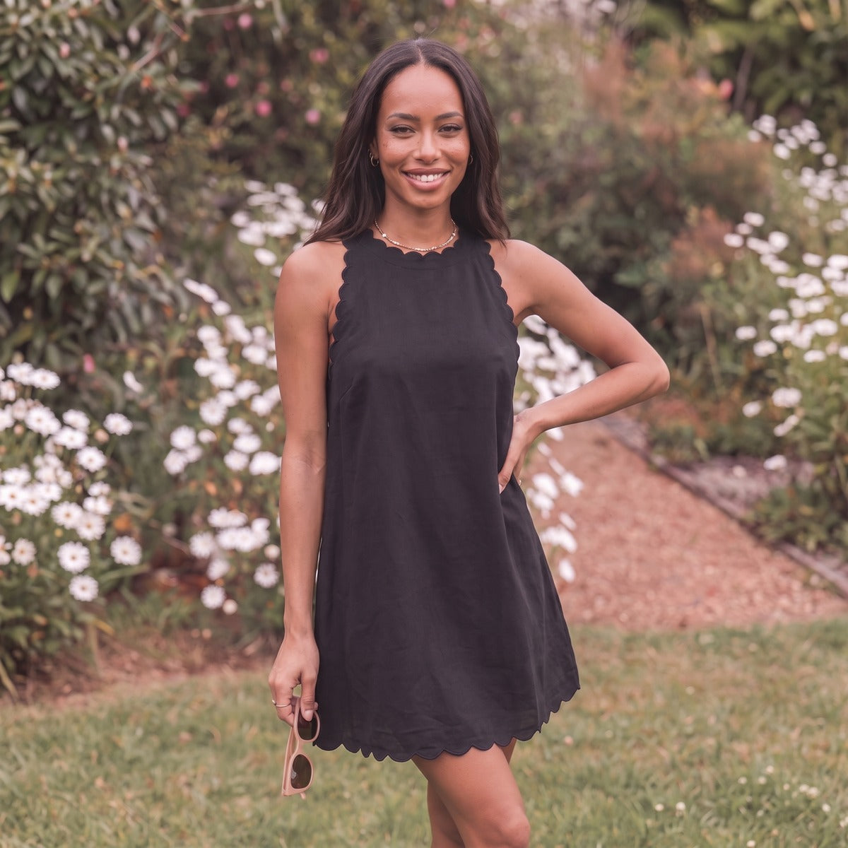 Mini-jurk mouwloos zwart - Boutique Moda