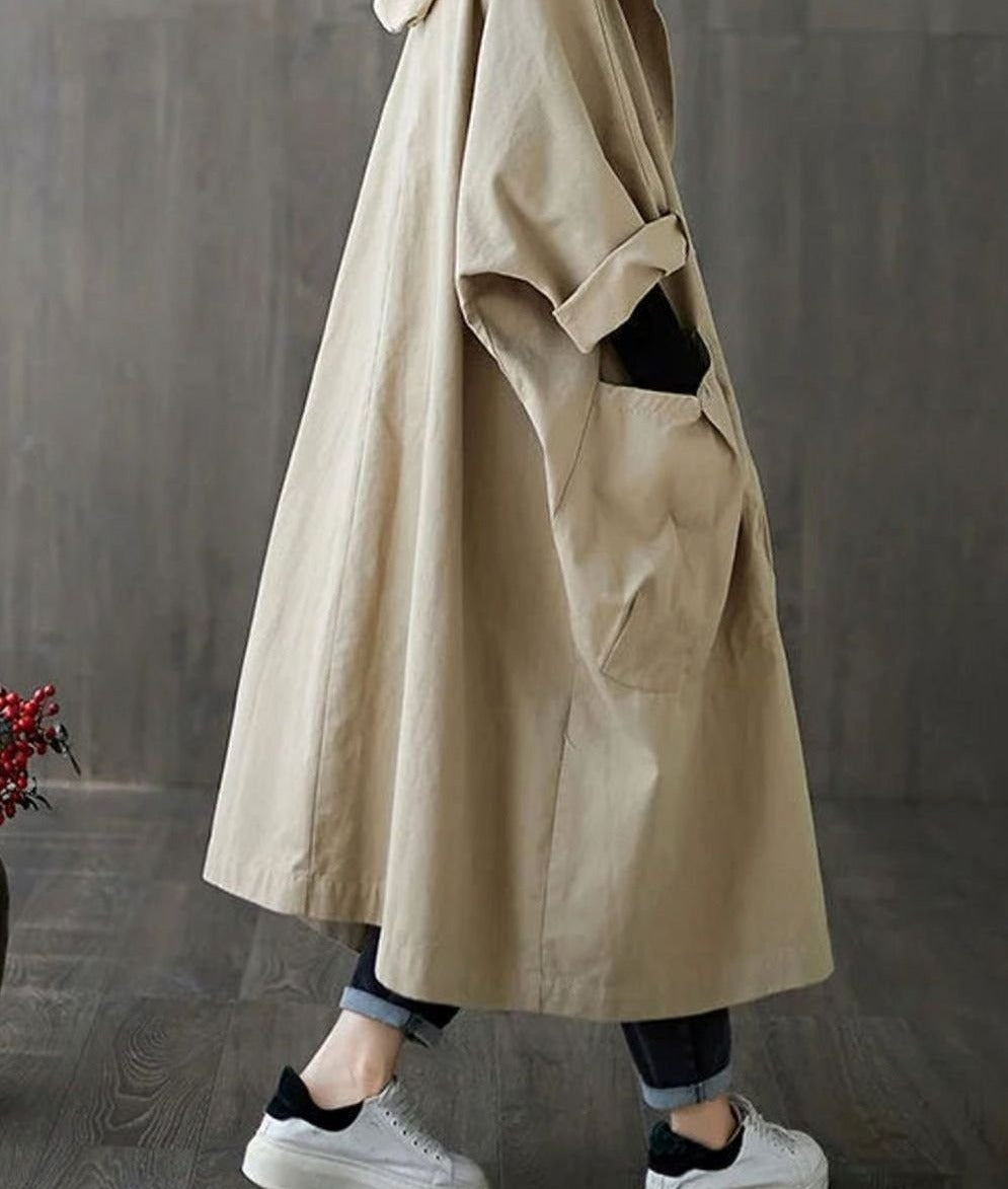 Beige oversized jas met capuchon, zijkant | Boutique Moda