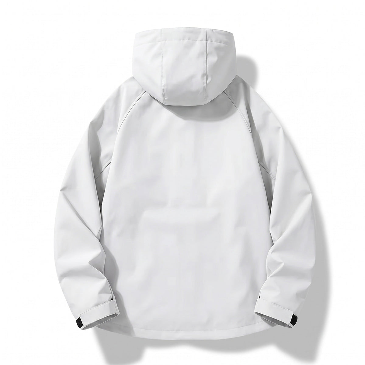 Witte waterdichte regenjas met capuchon, achteraanzicht, plat liggend op witte achtergrond | Boutique Moda