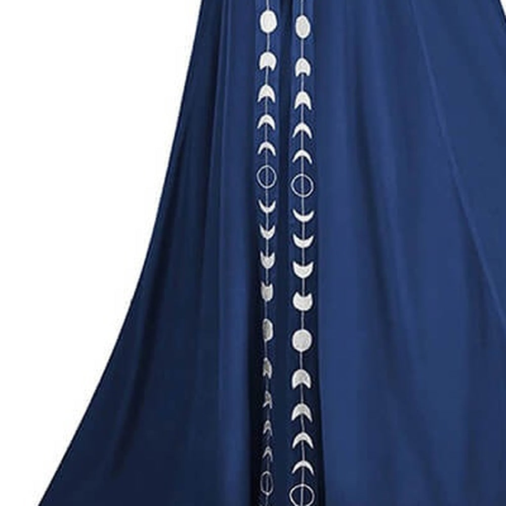 Donkerblauwe cape met maanfasen print, close-up van stof en patroon | Boutique Moda