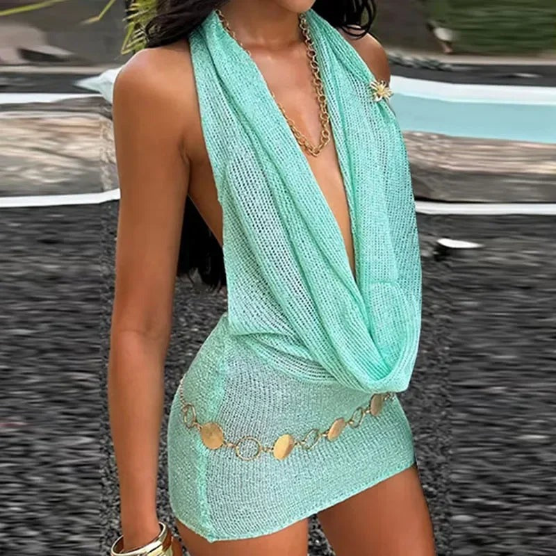 Korte glitterjurk met halternek in mintgroen, gedragen, vooraanzicht