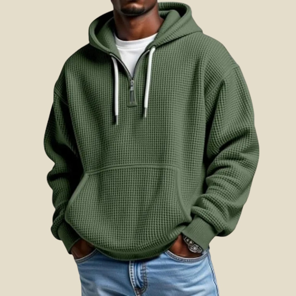 Half zip hoodie met wafelstructuur voor heren in groen, gedragen, voorkant