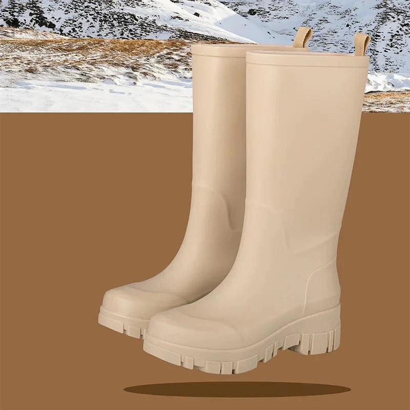 Regenlaarzen met grove profielzool in beige, hoog, productfoto