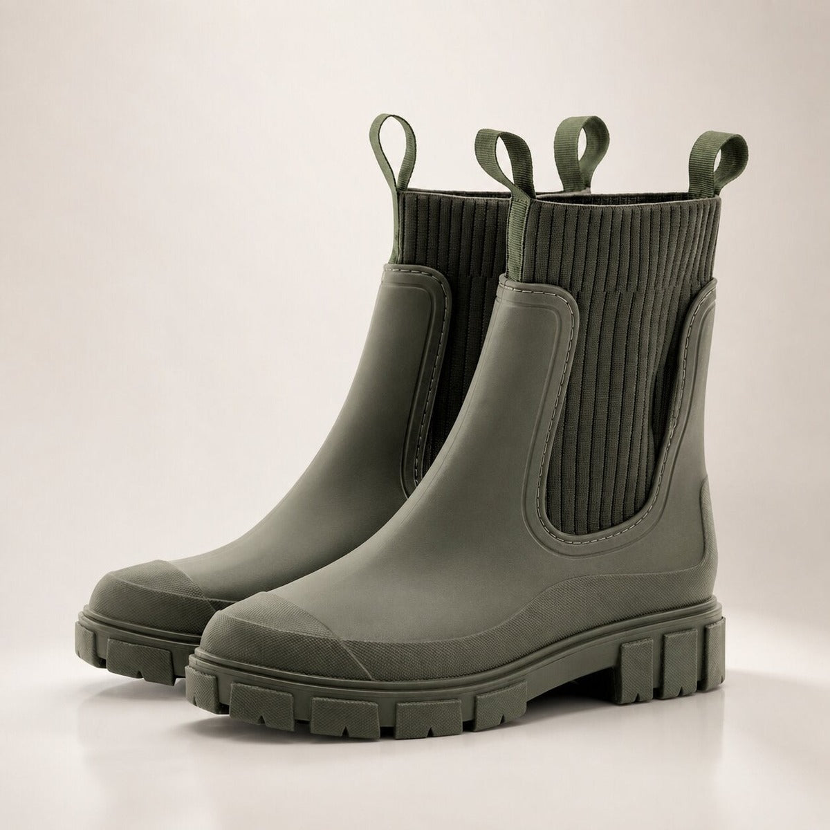 Regenlaarsjes met gebreide boord in olijfgroen, productfoto