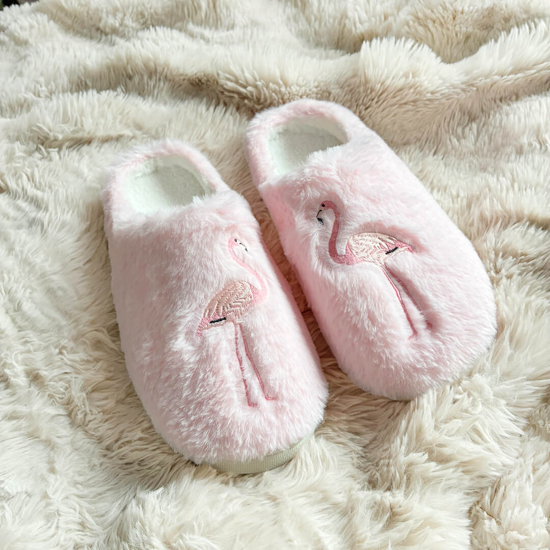 Flamingo Sloffen Dames | Pluche | Geborduurd | Gesloten Neus-Boutique Moda