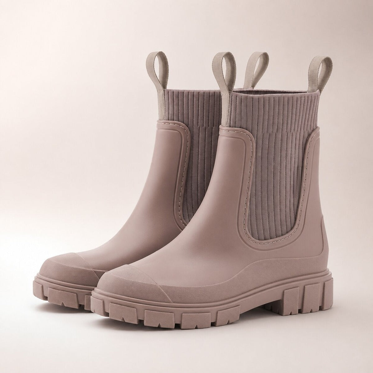 Regenlaarsjes met gebreide boord in taupe, productfoto