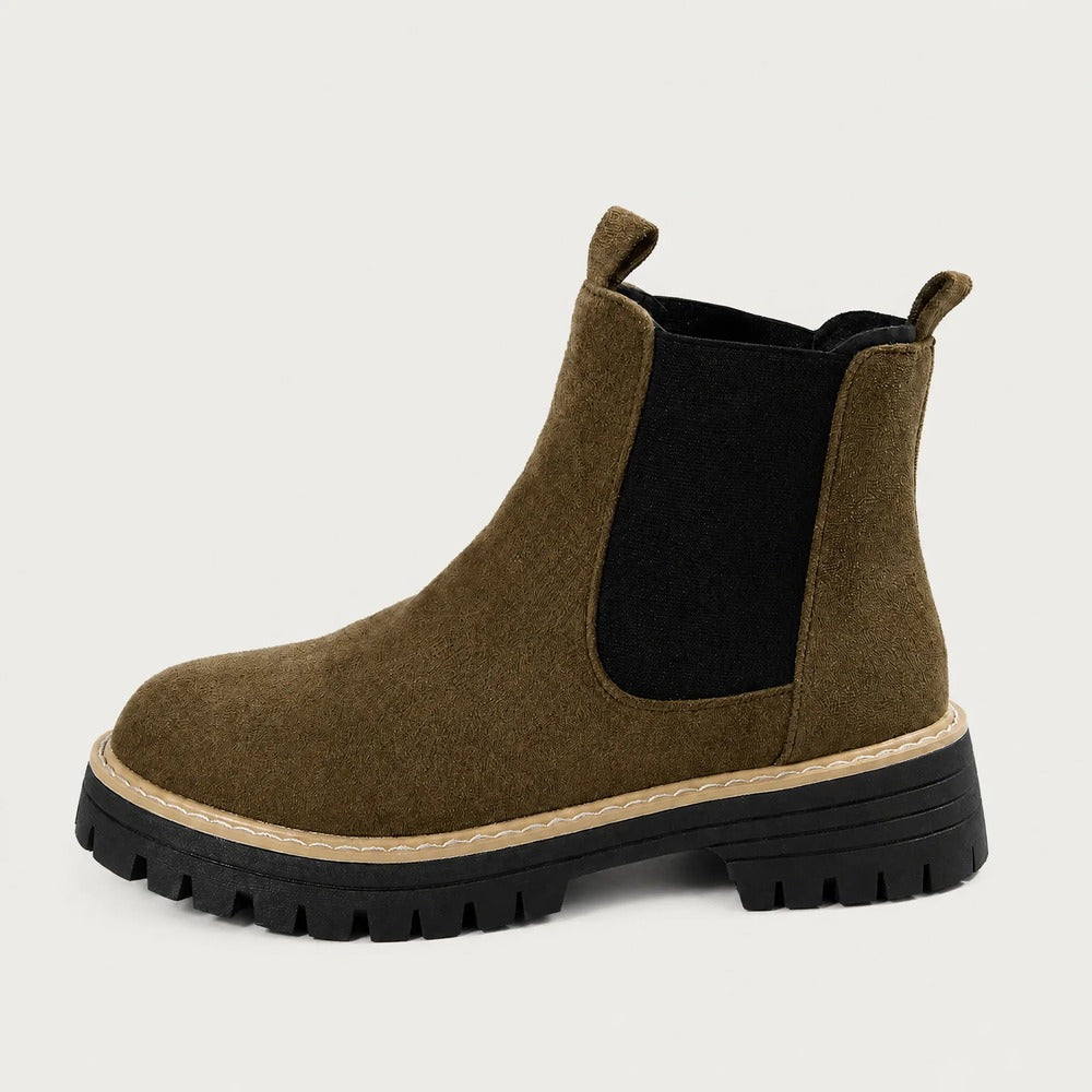 Legergroene Chelsea boot met profielzool