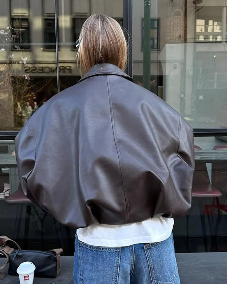 Bruin oversized jack van kunstleer, achterkant