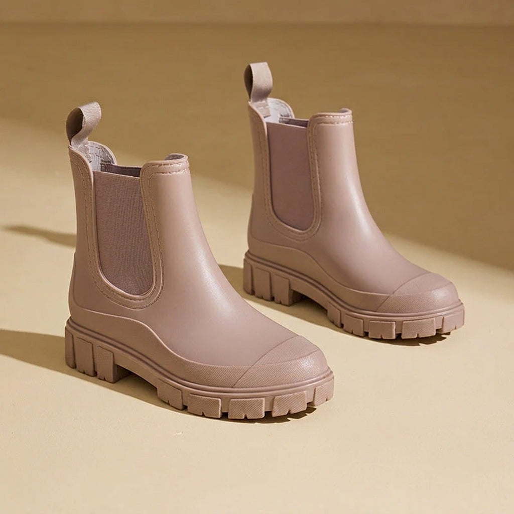 Waterdichte Chelsea boots met neuskap in taupe, gestylde productfoto