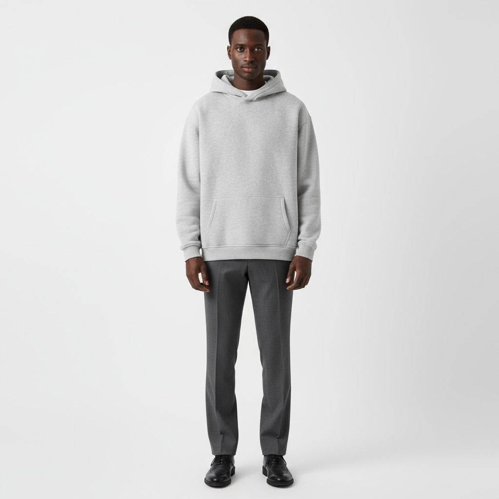 Heavyweight hoodie voor heren in grijs, gedragen, voorkant