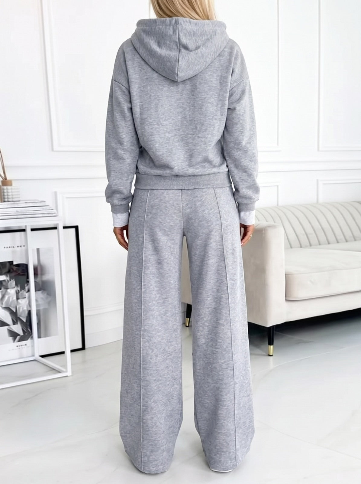 Hoodie en Jogger Set, achterkant