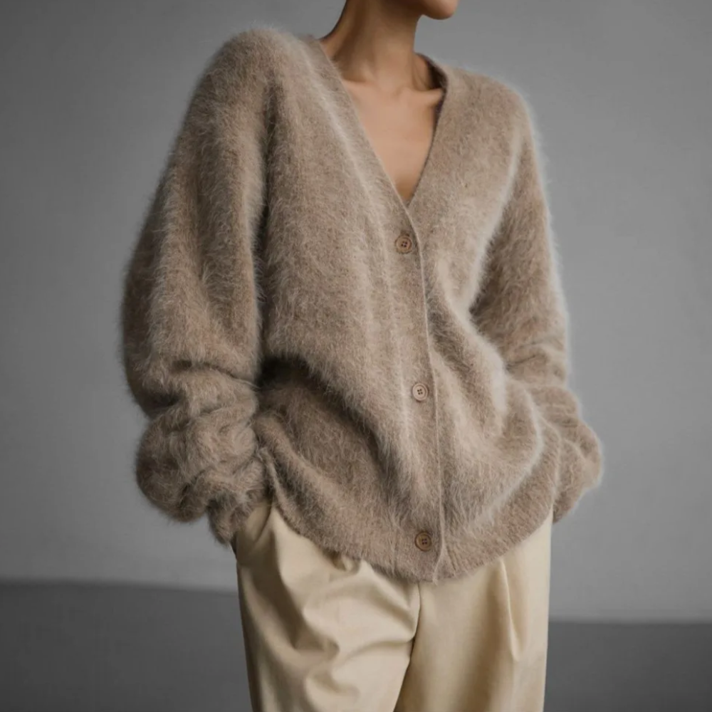 Damesvest | Pluizig | Knoopsluiting | Gebreid vest | Oversized vest