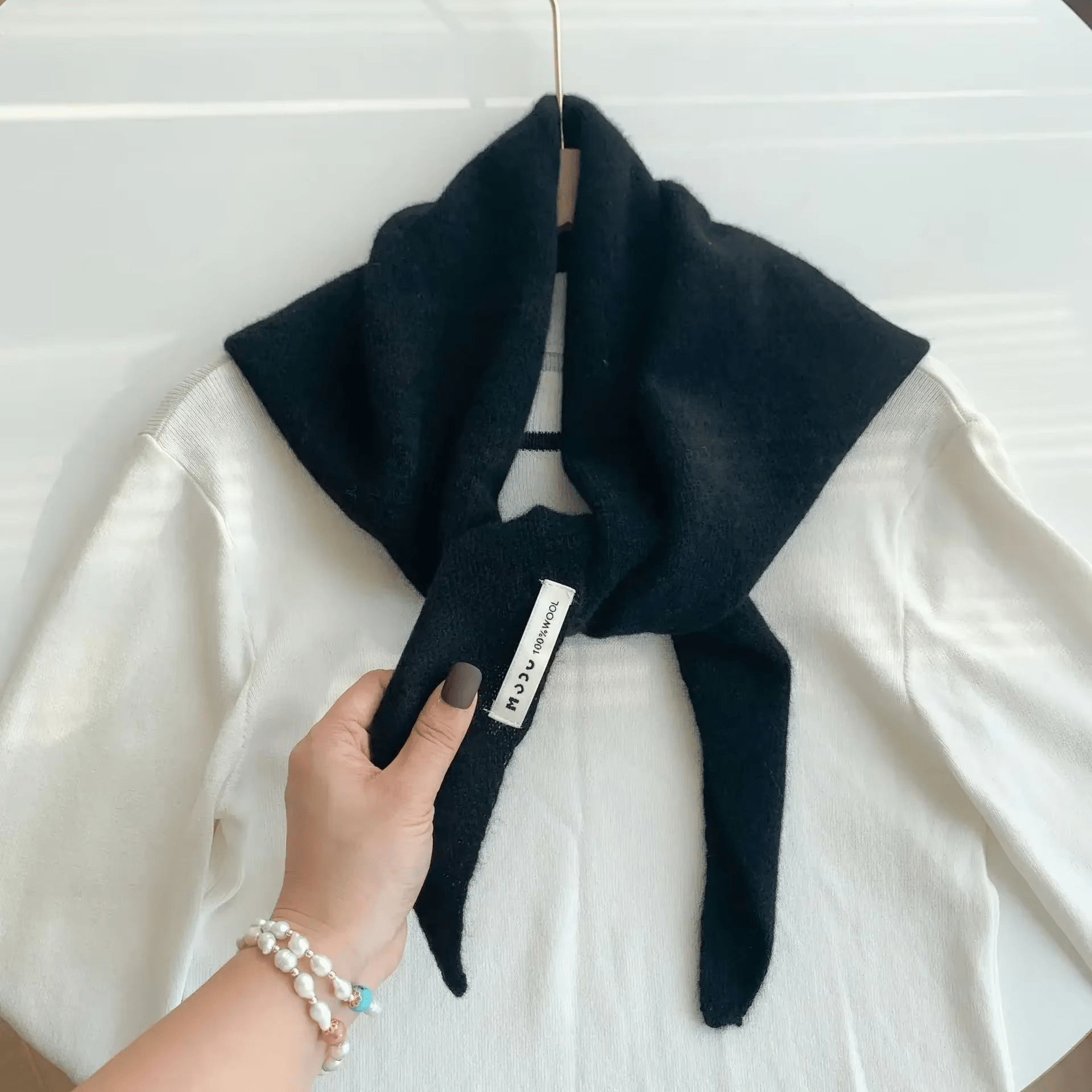 Driehoekige gebreide sjaal | Klein | Warm | Driehoekige halssjaal | Damessjaal-Boutique Moda